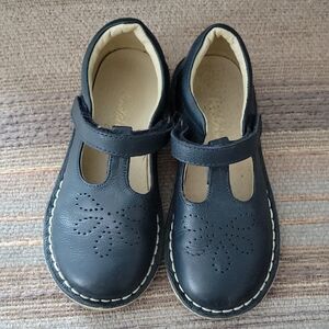 Classic Mary Jane Kids Shoes